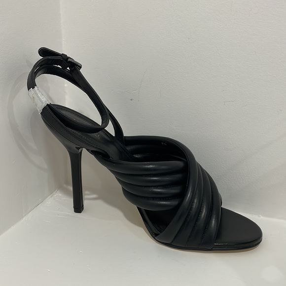 NWOT MICHAEL Michael Kors Royce Padded Leather Sandals - Picture 14 of 14